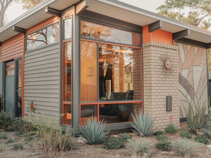 Mid-Century Modern Captivating Tiny House Exterior Aesthetic Ideas 