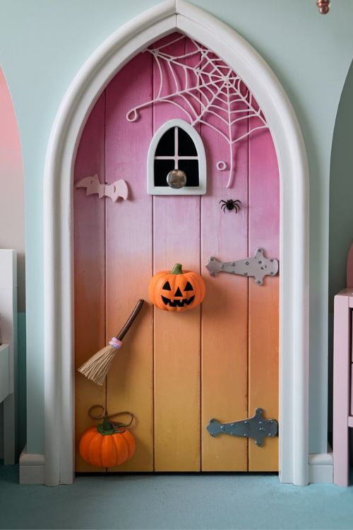 Halloween Themed Fairy Door Spooky Tiny House Bedroom Halloween Decor Ideas for Small Spaces 