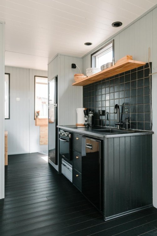 Black Backsplash: Tiny House Kitchen Black Interiors Design
